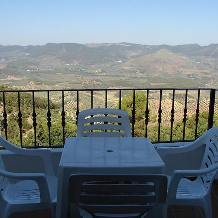 Apartamentos Sierra De Segura เซกูรา เดลา เซียร์รา ภายนอก รูปภาพ