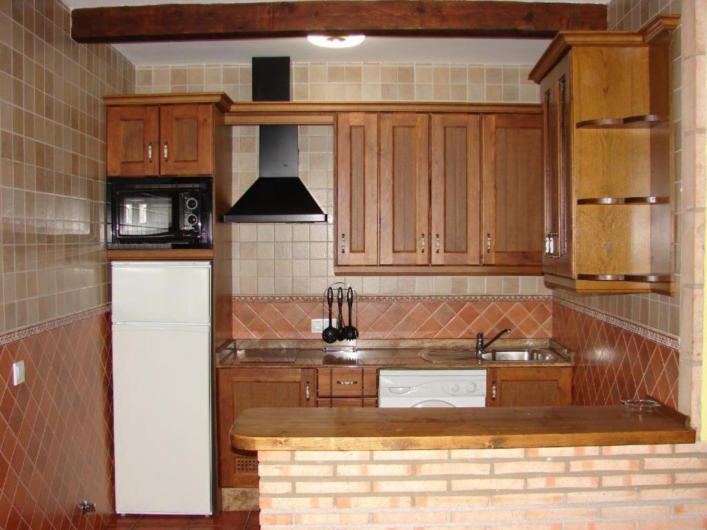 Apartamentos Sierra De Segura เซกูรา เดลา เซียร์รา ภายนอก รูปภาพ
