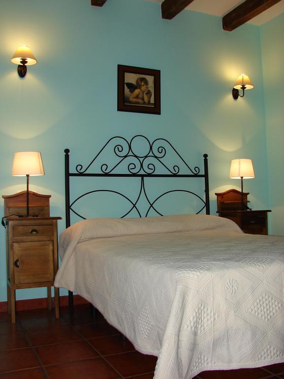 Apartamentos Sierra De Segura เซกูรา เดลา เซียร์รา ห้อง รูปภาพ