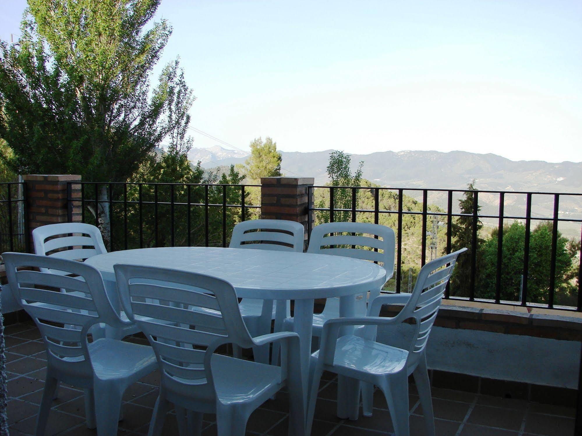 Apartamentos Sierra De Segura เซกูรา เดลา เซียร์รา ภายนอก รูปภาพ