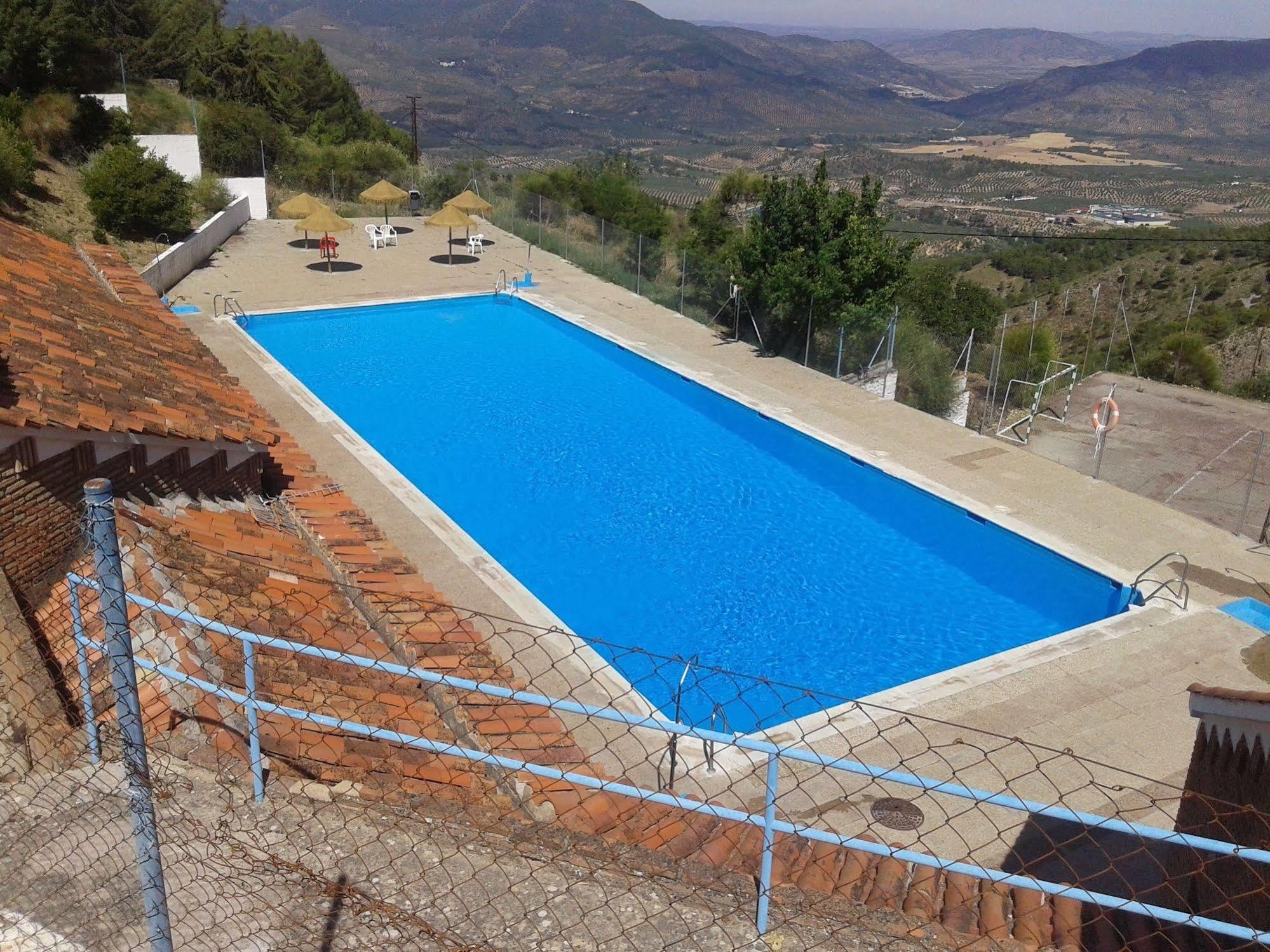 Apartamentos Sierra De Segura เซกูรา เดลา เซียร์รา ภายนอก รูปภาพ